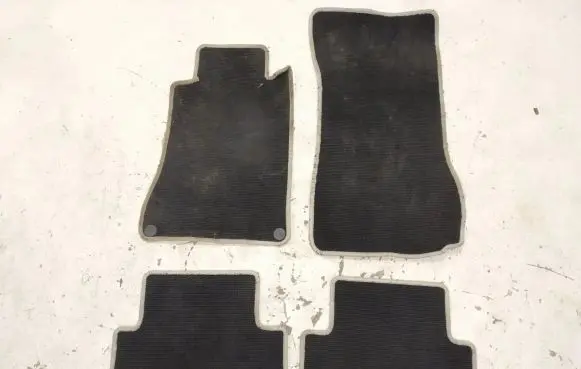 Mercedes-Benz C W204 Car floor mat set 