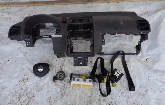 Volkswagen Touran I Airbag set with panel 