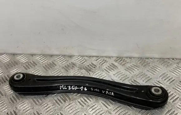 Rear control arm