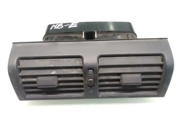 Mercedes-Benz E W210 Dash center air vent grill