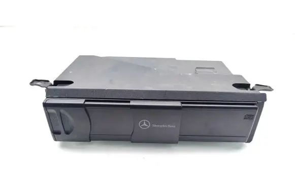 Mercedes-Benz C W203 CD/DVD changer A2038703389