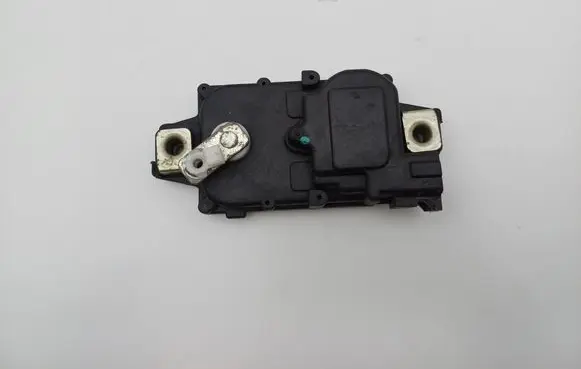 Hyundai Lantra II Central locking motor 