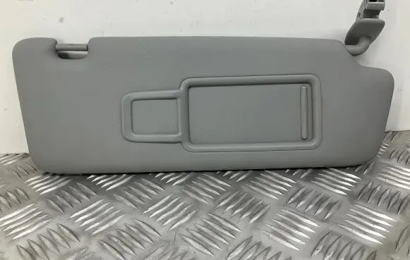 Audi A1 Sun visor 8K0857552
