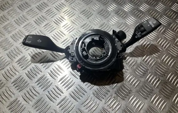 BMW 5 G30 G31 G38 Headlight wiper switch 7944072