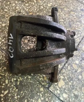 Jeep Cherokee Front brake caliper