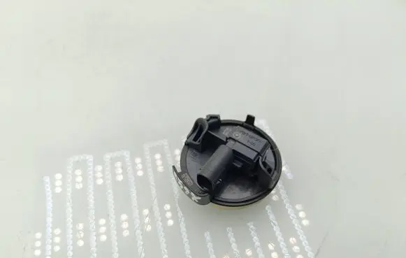 BMW 5 G30 G31 Airbag deployment crash/impact sensor 9496820 09897120823 A3C0611300000