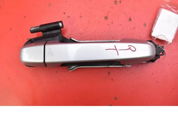 Toyota Auris E180 Rear door exterior handle 