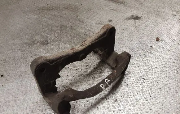 Mitsubishi Grandis Front Brake Caliper Pad/Carrier 
