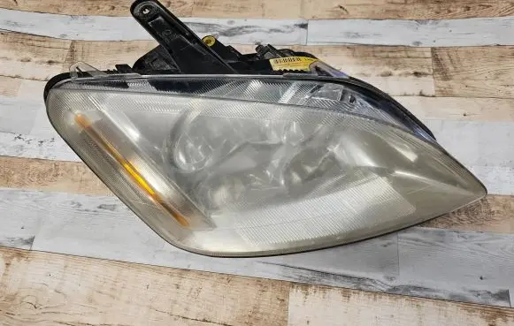 Ford C-MAX I Headlight/headlamp 3M5113100AA