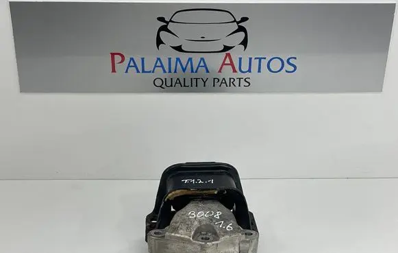 Engine mount bracket