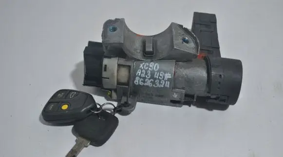 Volvo XC90 Ignition lock 8626324