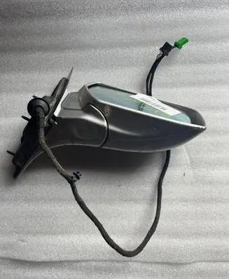 Cadillac CTS Front door electric wing mirror