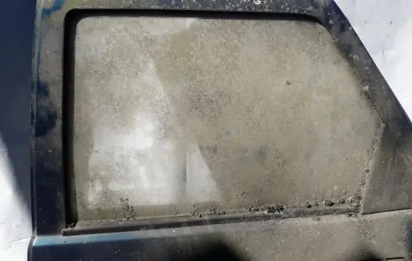 Ford Escort Rear door window glass