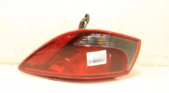 Mazda 2 Rear/tail lights
