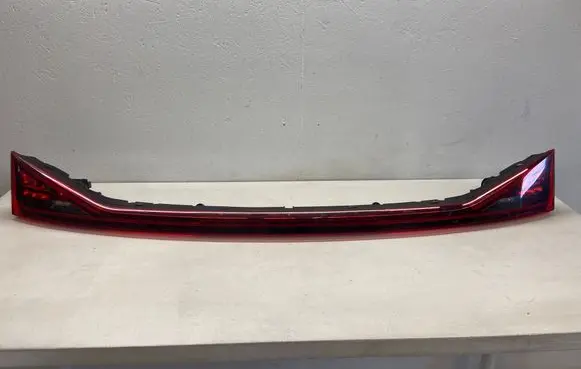 Cupra Formentor Tailgate rear/tail lights 5FF945307H