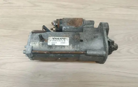 Volvo XC60 Starter motor 30659314 2243C1
