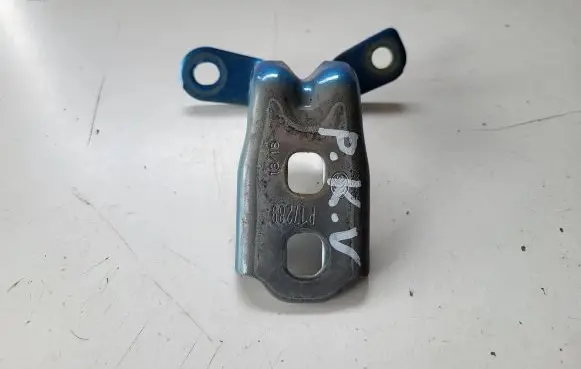 Opel Crossland X Front door upper hinge
