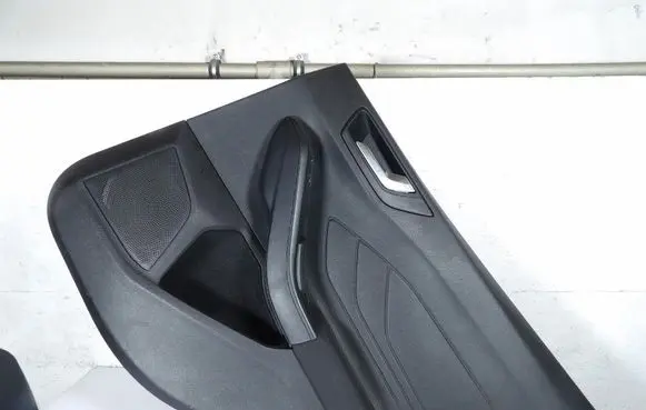 Ford Focus Door card panel trim set X7G01-A27504-C