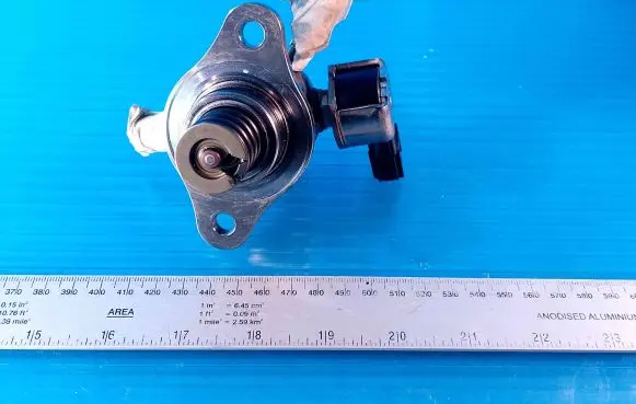 Toyota Sienna XL40 IV Fuel injection high pressure pump 23101F0010 08F23 AN3188