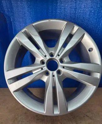Mercedes-Benz ML W166 R19 alloy rim A1664010702