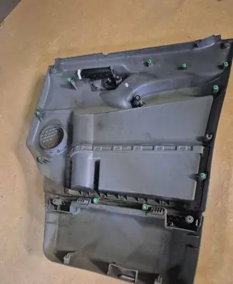 Volkswagen Crafter Front door card panel trim
