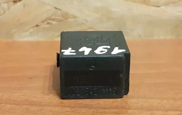 Mercedes-Benz E W211 Other relay 4RA00781300 1947
