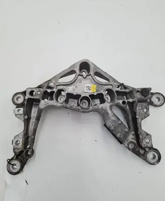 Audi A4 S4 B9 Gearbox mounting bracket 8W0399262AD