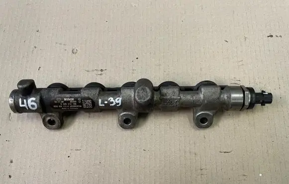 Renault Trafic II (X83) Fuel main line pipe 0445214196 8200839258 0281002916