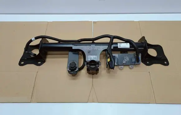 Tesla Model Y Tow bar 1514411-00-J HAK3-11-25 1764896-99-D