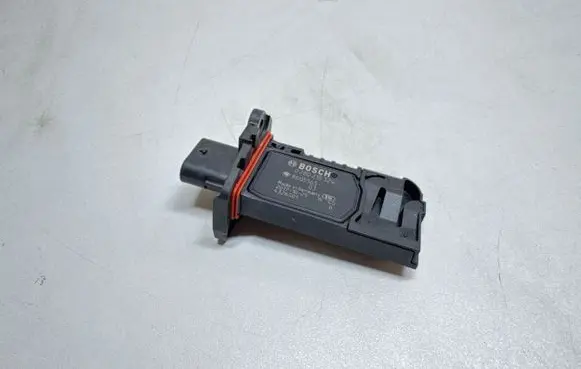 BMW 5 G30 G31 Mass air flow meter 8605565 0280218324 4326501