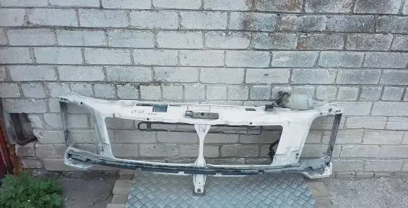 Volkswagen II LT Radiator support slam panel