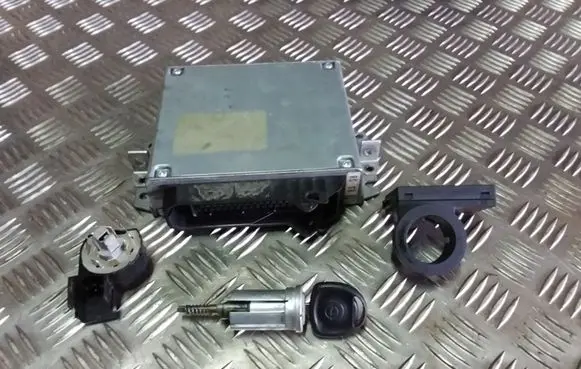 Opel Vectra B Engine ECU kit and lock set 90532625