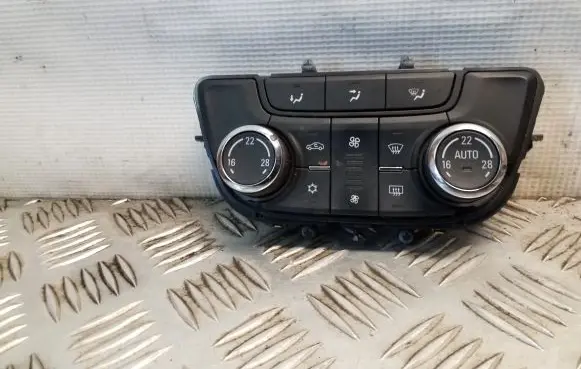 Opel Mokka Climate control unit 13474055