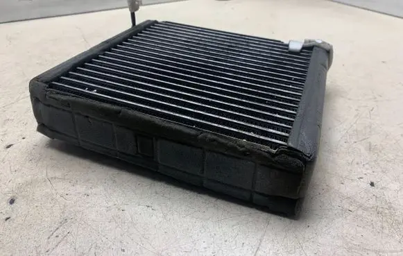 Air conditioning (A/C) radiator (interior)
