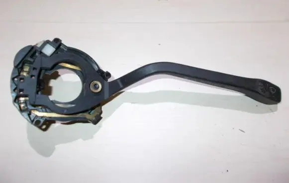 Volkswagen Golf I Wiper control stalk 191953503