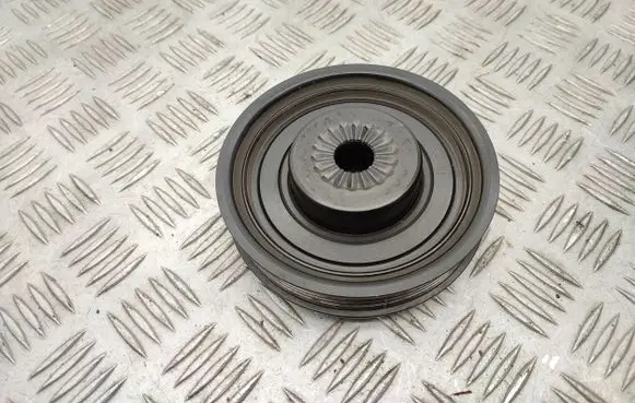 Skoda Octavia Mk3 (5E) Crankshaft pulley 04C105243N