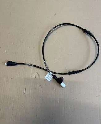 Mercedes-Benz Sprinter W907 W910 ABS brake wheel speed sensor A9075402005