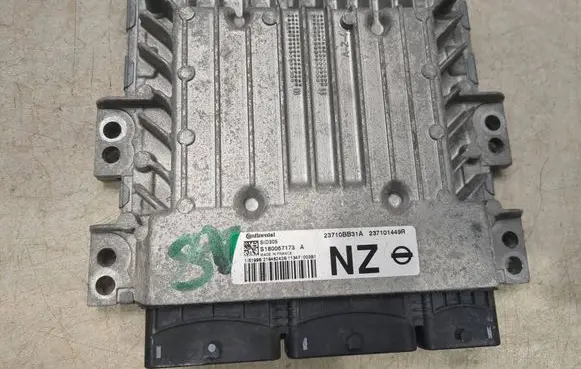 Nissan Qashqai Engine control unit/module 23710BB31A 237101449R S180067173A