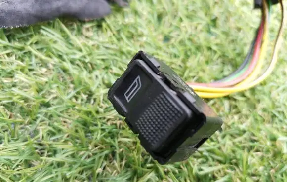 Audi A6 S6 C4 4A Electric window control switch 4A0959855B