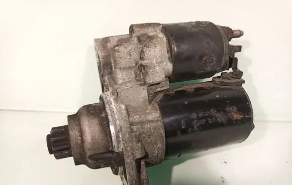 Volkswagen Golf IV Starter motor 0001120400 02T911023G