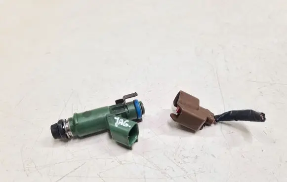Jaguar X-Type Fuel injector 211831X43AB 21183 1X43AB