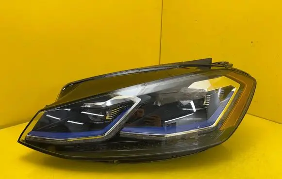 Volkswagen Golf VII Headlight/headlamp 5G0941059B