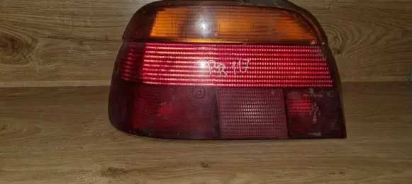 BMW 5 E39 Rear/tail lights 8358031