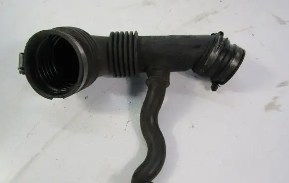 Ford Focus C-MAX Air intake hose/pipe 