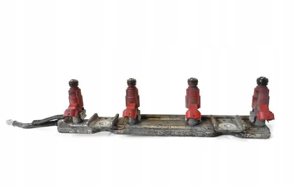 Nissan Primera Fuel main line pipe 166009F600