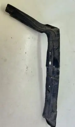 Audi A5 8T 8F Front mudguard 8T0821111