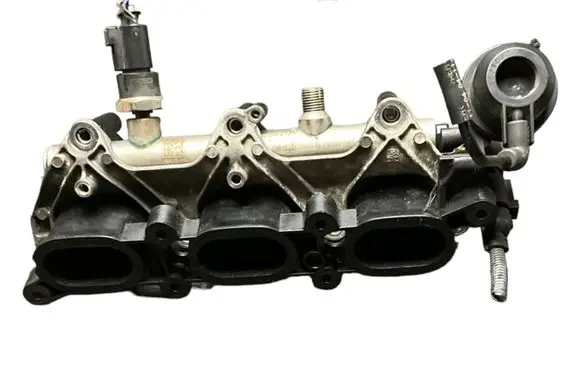 Audi A6 S6 C6 4F Intake manifold 06E133109D