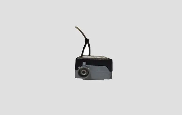 Volkswagen Touran I Antenna control unit 1T0035577P