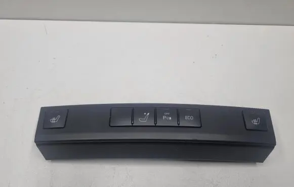 Mercedes-Benz E W212 Seat heating switch A2128209710 2128209710