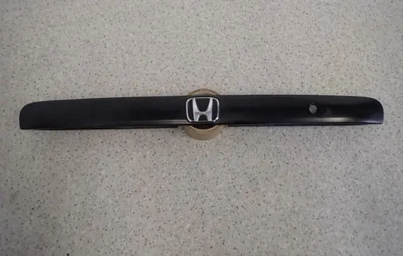 Honda Civic Rear light center trim bar blend